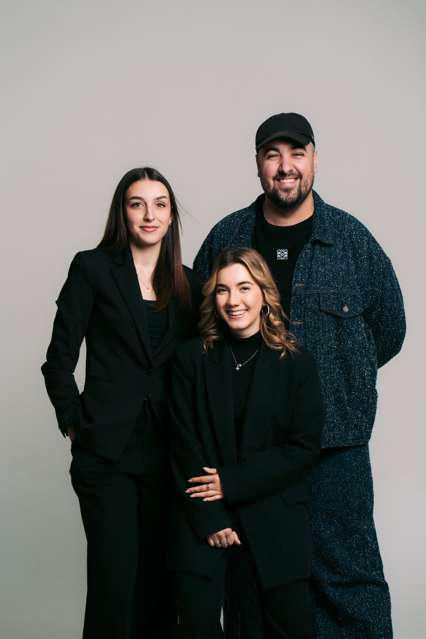 L'équipe skrooll.studio : Ambre, Lisa et Simon